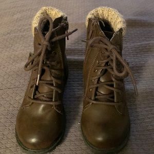 Mia booties, smoke free home